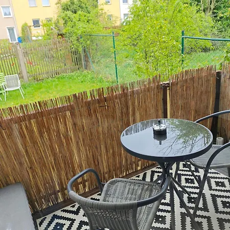 Fh-naehe: Modernes Mit Balkon