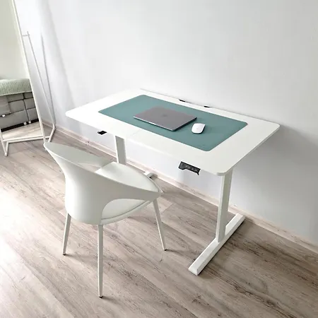 Fh-naehe: Modernes Mit Balkon *